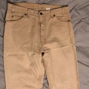 Levi Jean 550. 36x30 in tan color